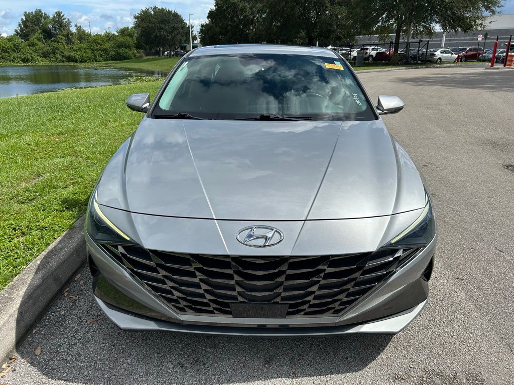 Thumbnail: 2021 Hyundai Elantra - 8