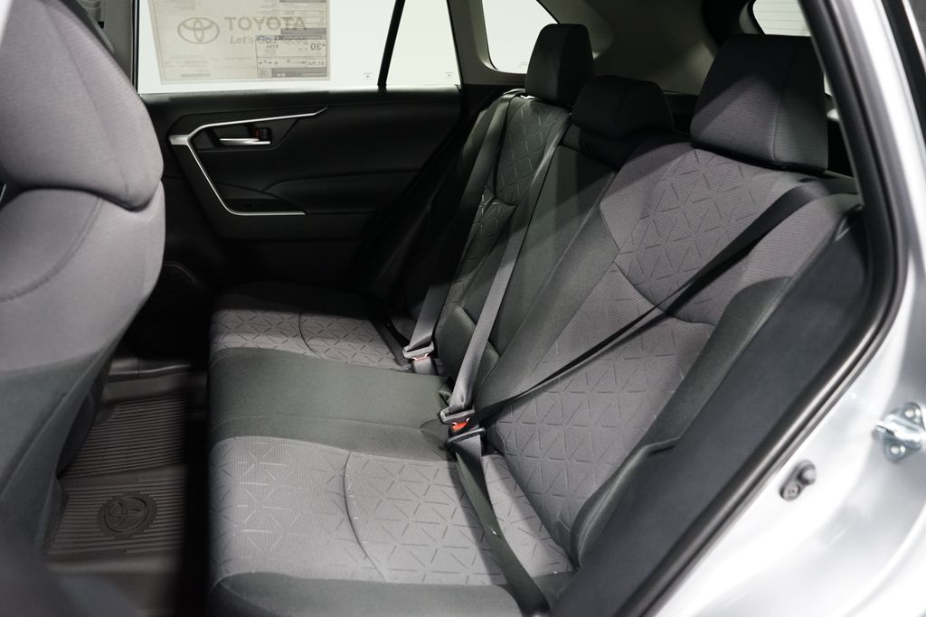 Thumbnail: 2025 Toyota RAV4 - 29