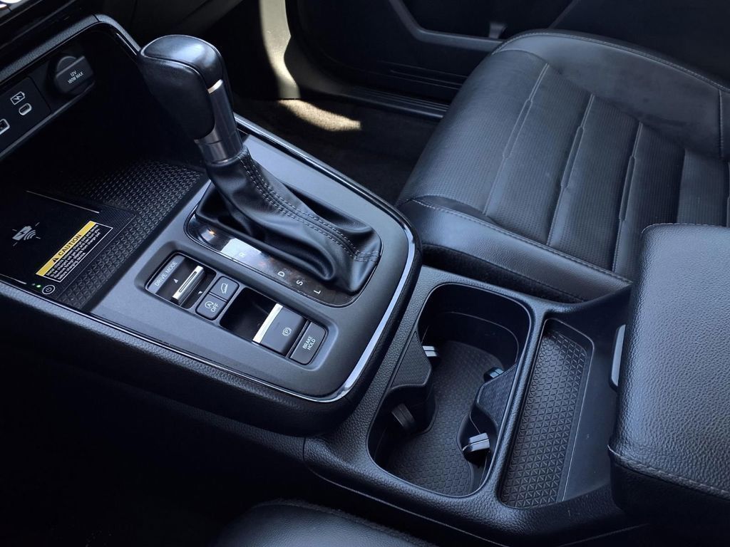 Used 2023  Honda EX-L image 7