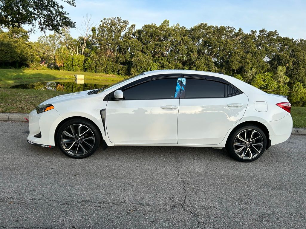 Thumbnail: 2018 Toyota Corolla - 2