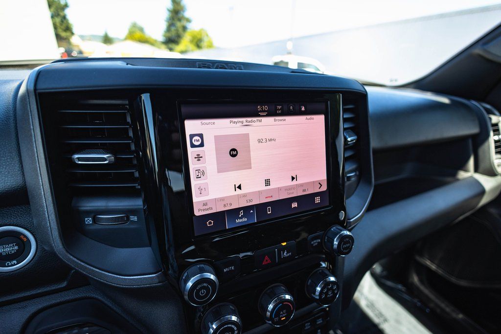 2026 Ram 1500 Tradesman thumbnail 15
