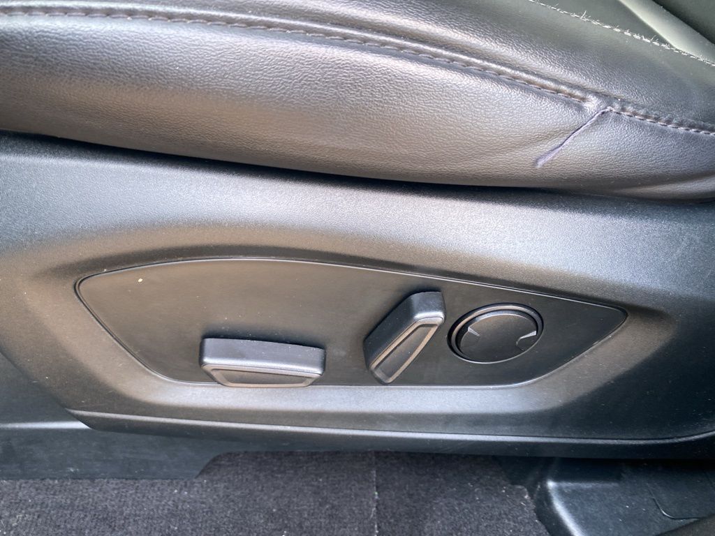 used 2023 Ford Explorer car, priced at $27,995