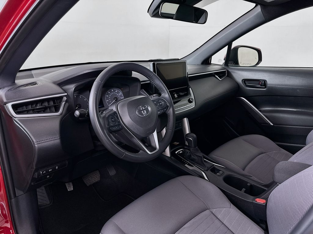 2023 Toyota Corolla Cross SE 9