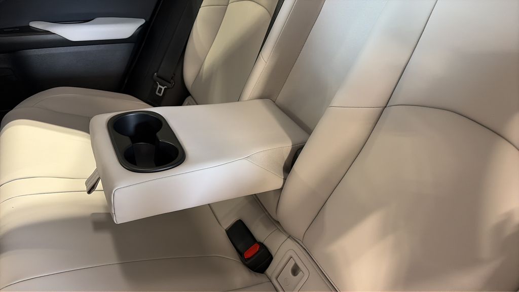 2025 Lexus UX