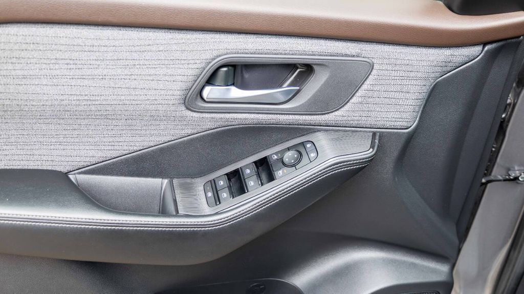 Used 2023 Nissan Rogue SV 4D Sport Utility