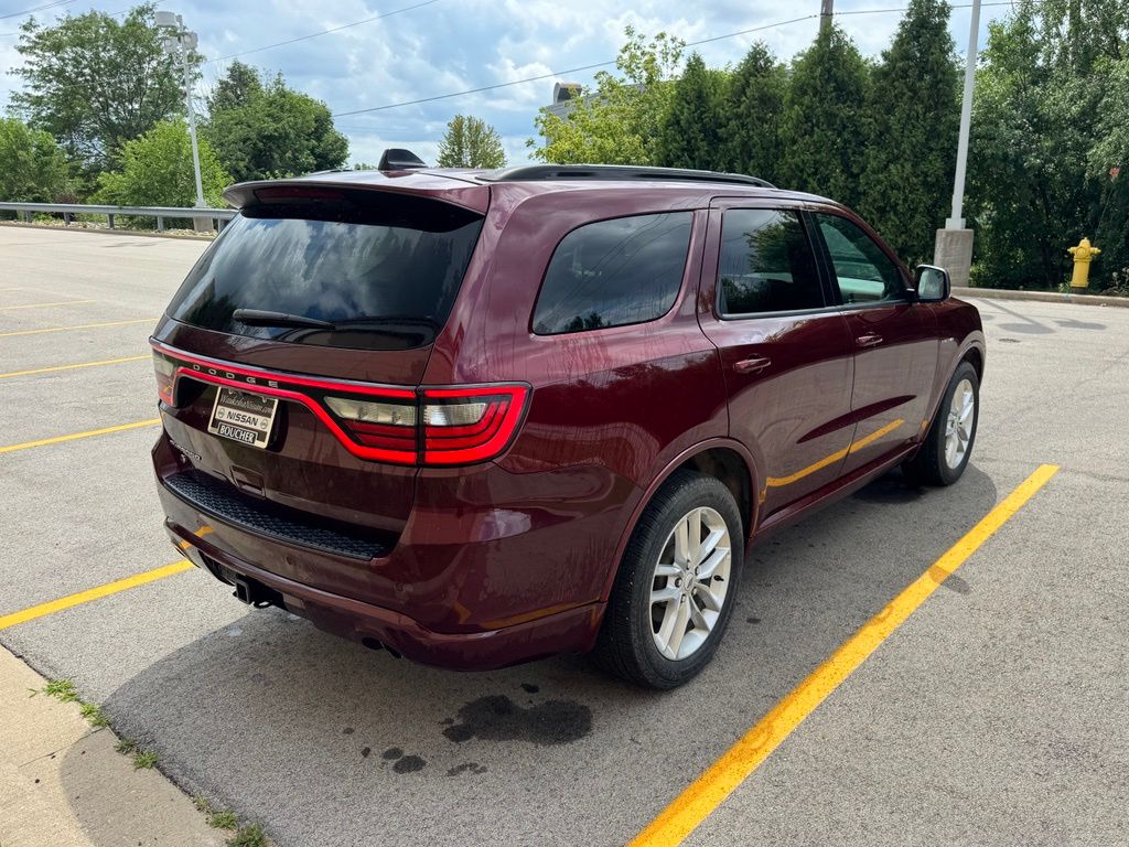 Used 2025 Octane Red Pearlcoat Dodge R/T Plus image 4