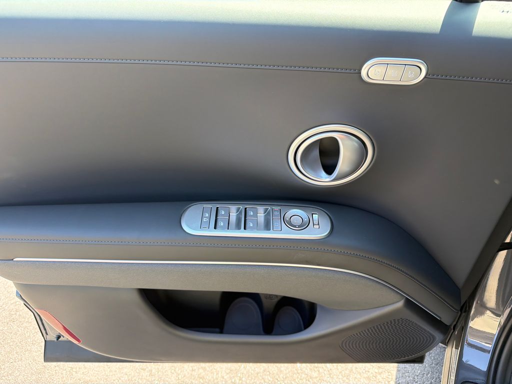 New 2026 Gray Hyundai Calligraphy image 11