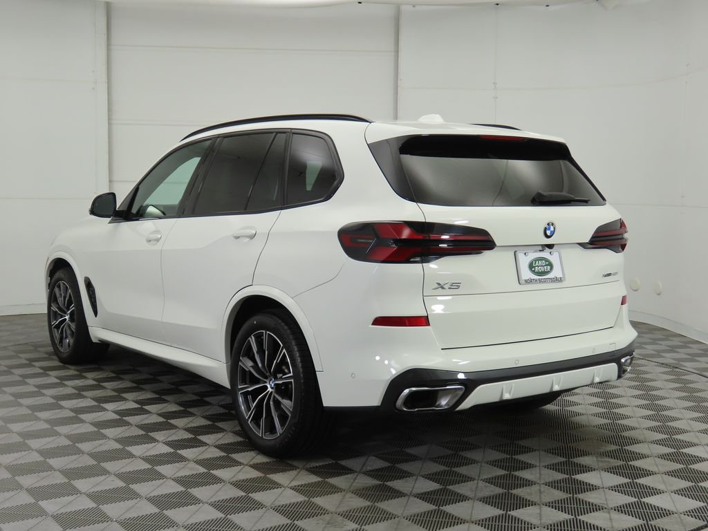Thumbnail: 2024 BMW X5 - 7