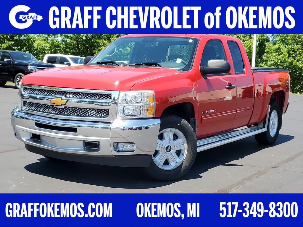 Victory Red 2013 Chevrolet Silverado 1500 Pickup Truck Four-Wheel Drive 6-Speed Automatic Overdrive