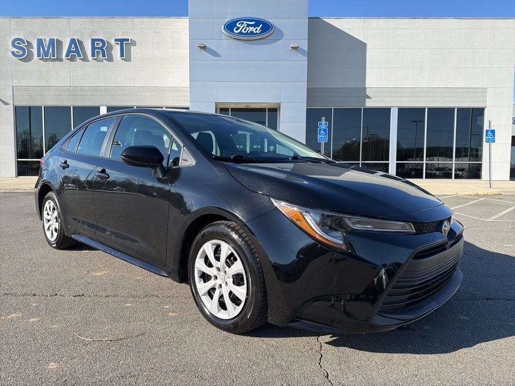 2024 Toyota Corolla LE FWD