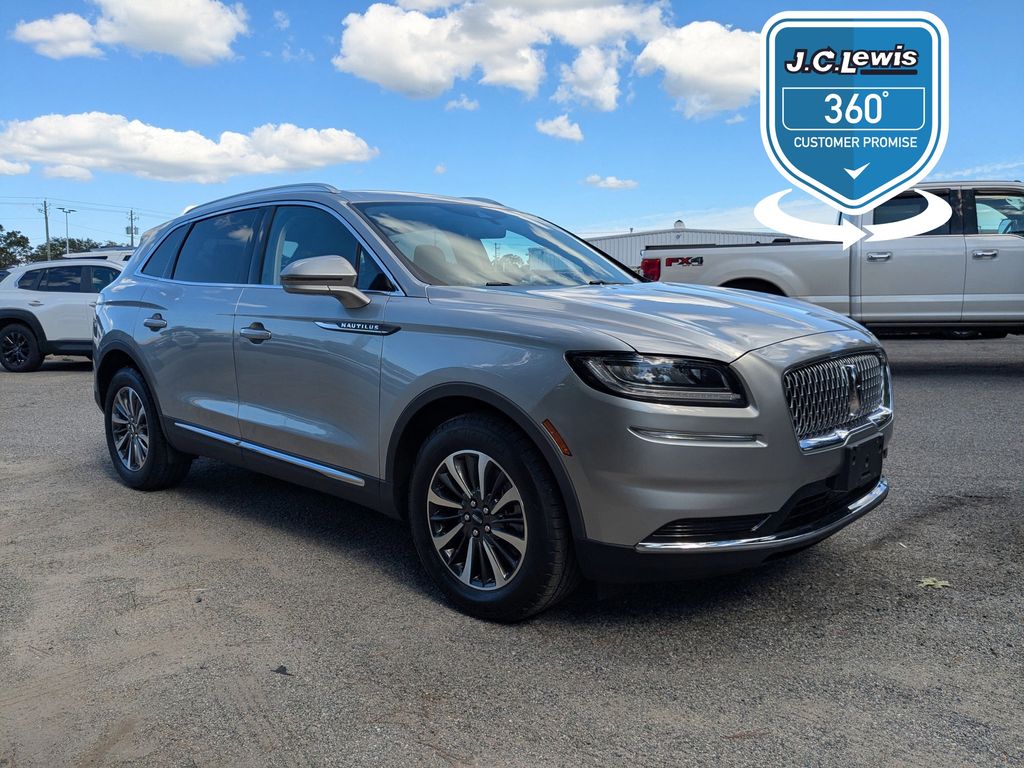2022 Lincoln Nautilus Standard