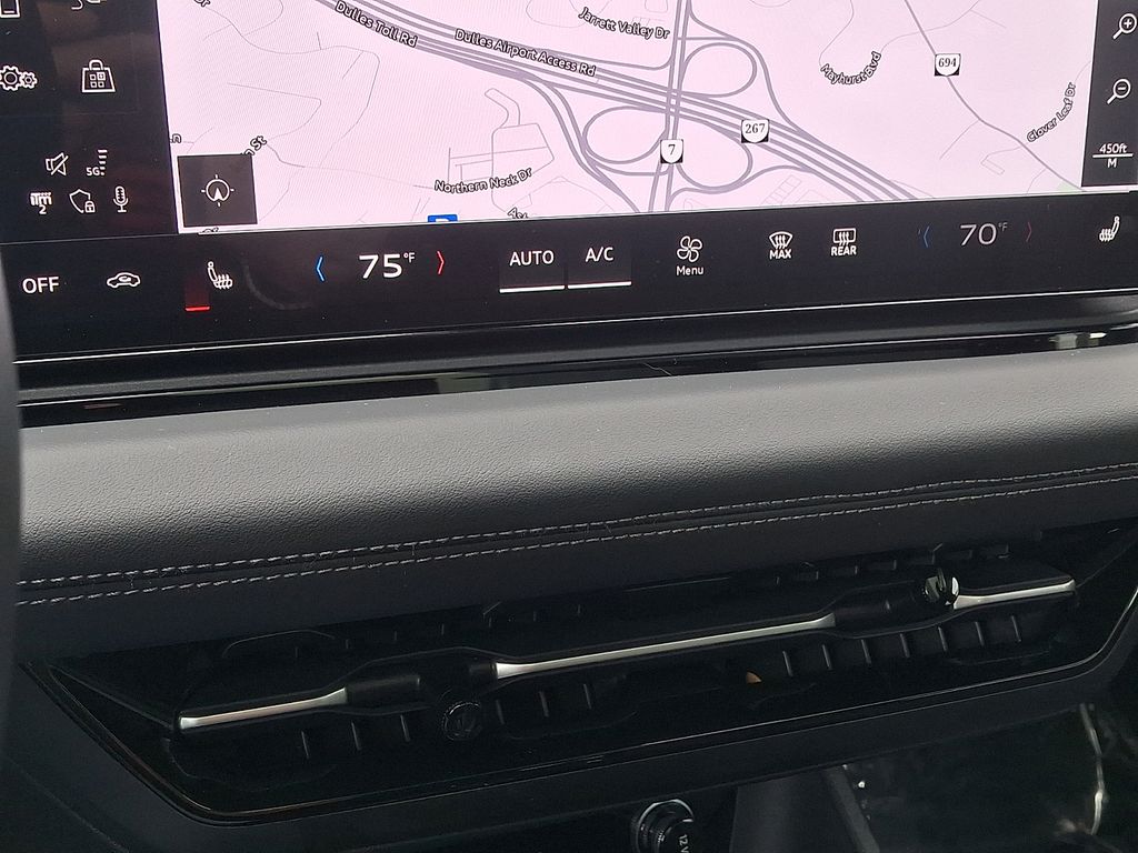 Thumbnail: 2025 Audi e-tron S - 16