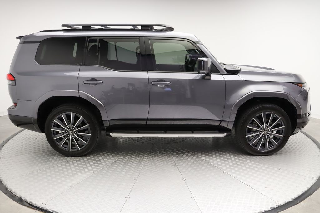 Thumbnail: 2024 Lexus GX - 7