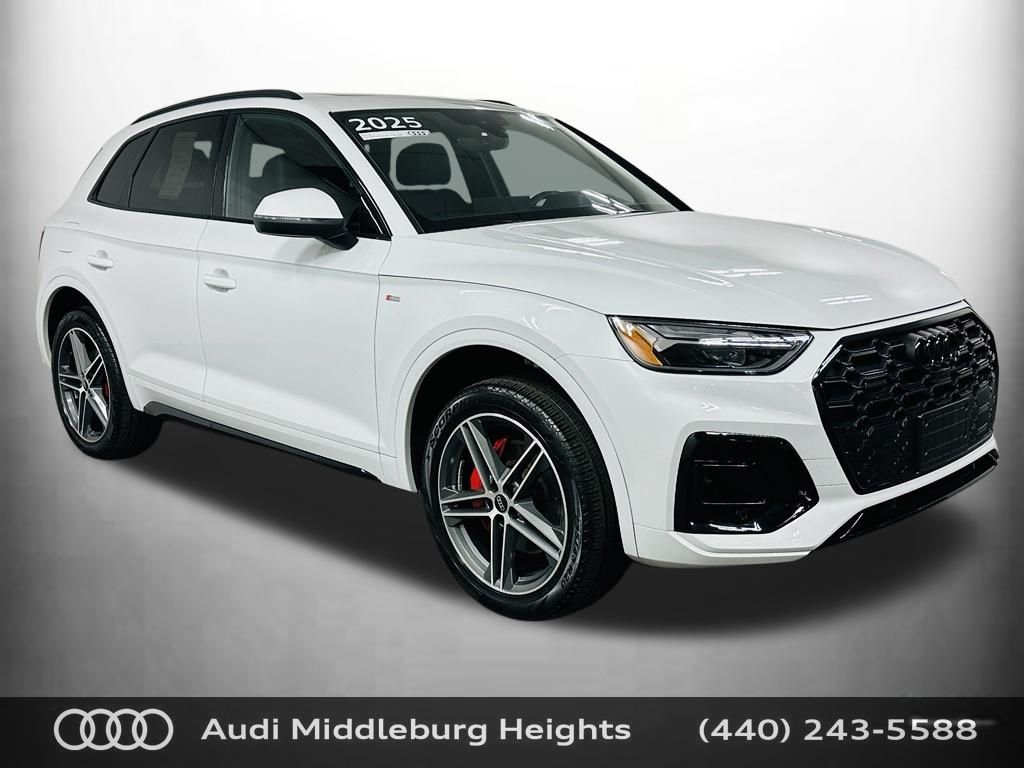  2025 Audi Q5 Hybrid Plug-in e quattro Premium Plus S Line  55 TFSI AWD   