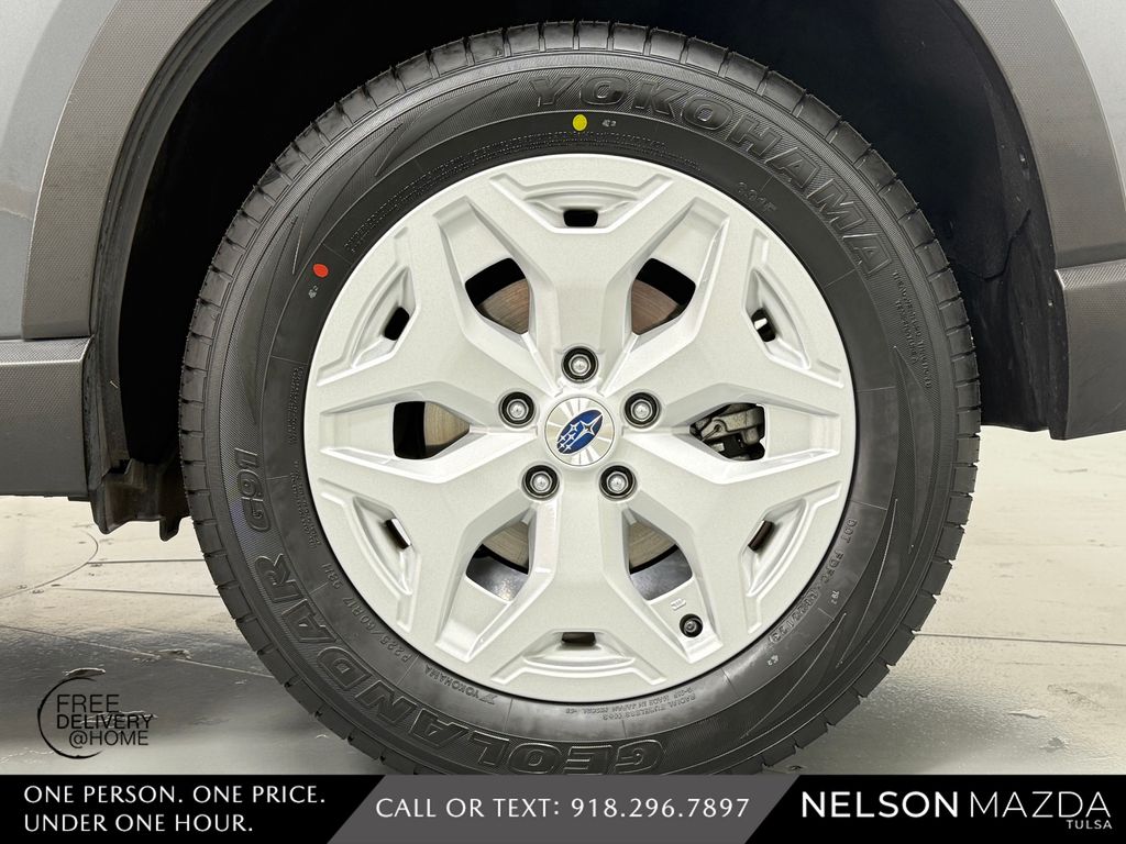 Used 2024 Gray Subaru Base image 14
