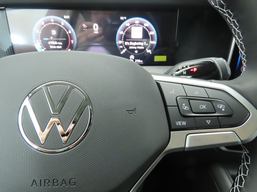 Thumbnail: 2026 Volkswagen Tiguan - 12