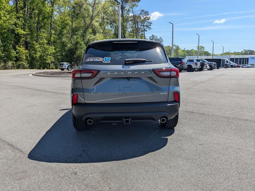 2025 Ford Escape ST-Line Select
