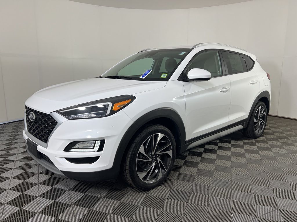 Used 2020 White Hyundai Sport image 9