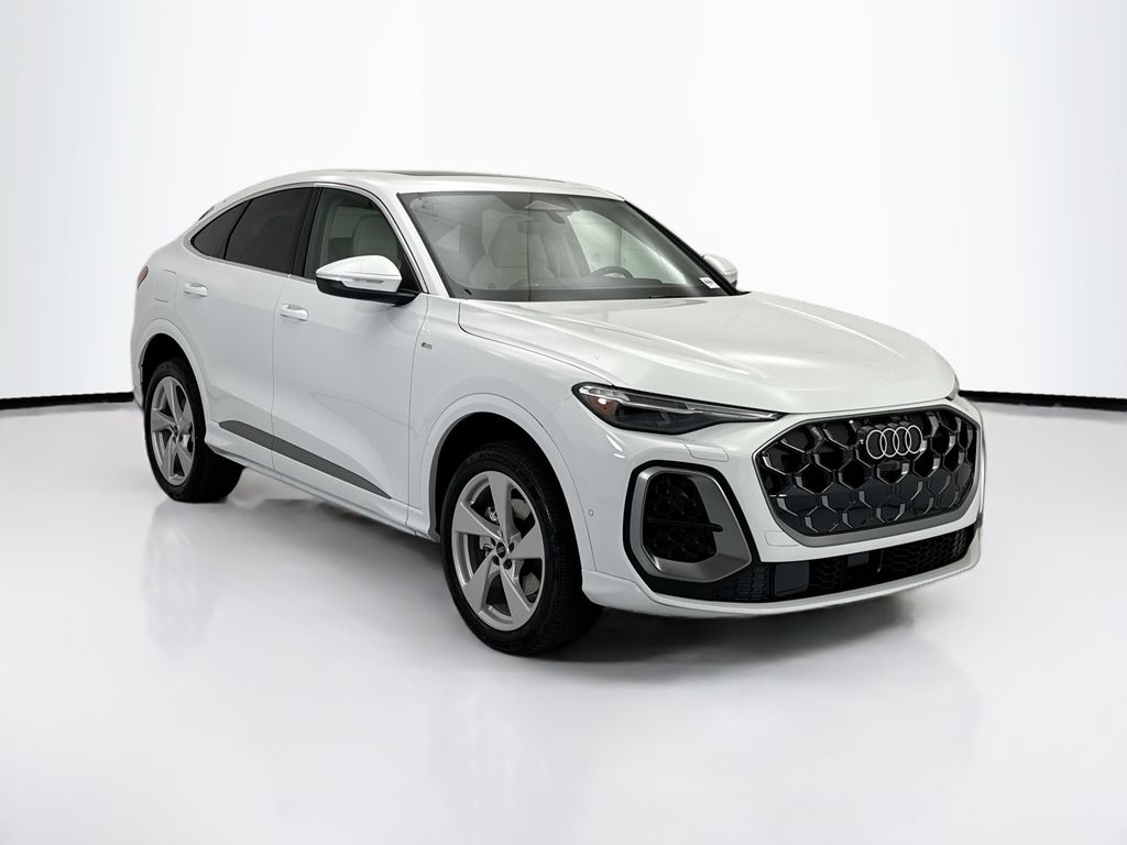 Thumbnail: 2026 Audi Q5 - 3
