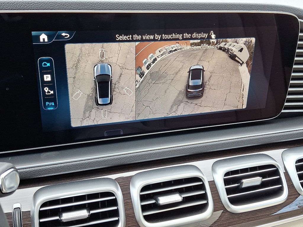 Thumbnail: 2026 Mercedes-Benz GLE - 15