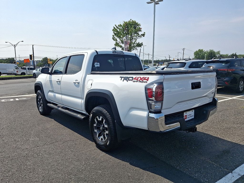 Thumbnail: 2020 Toyota Tacoma - 4