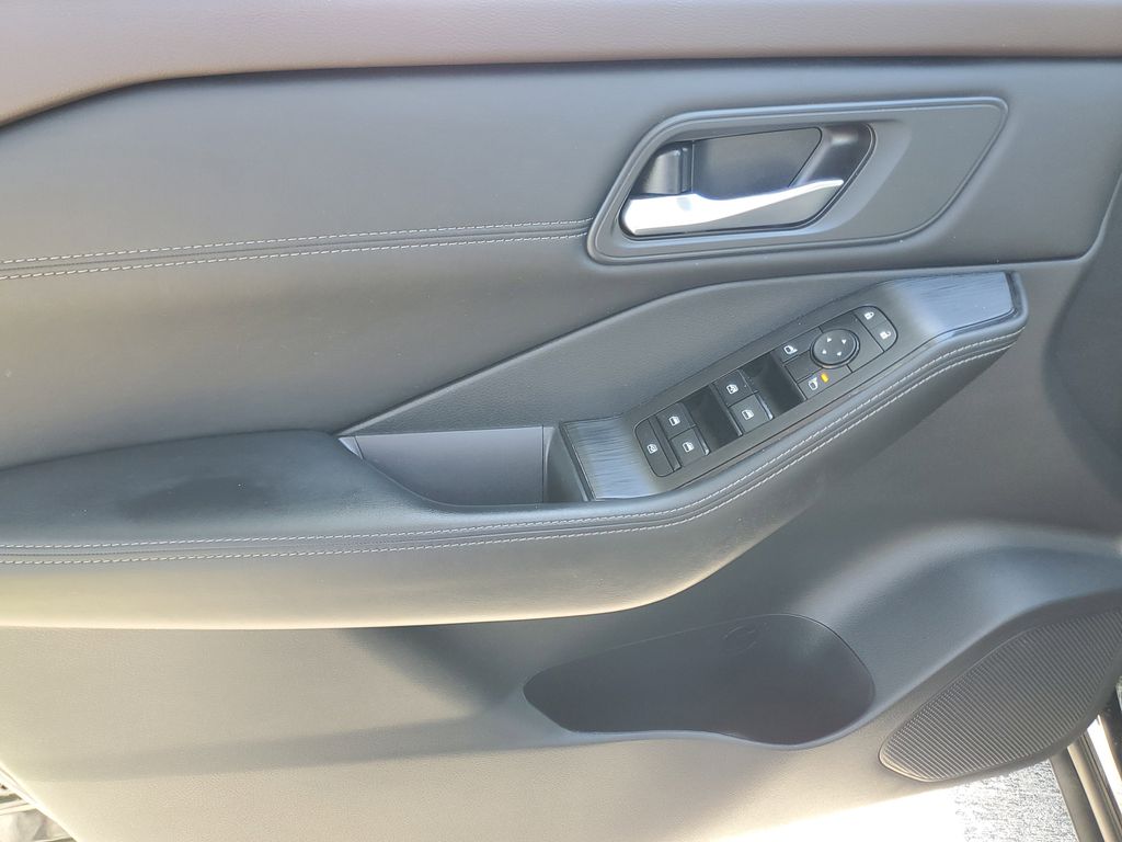 used 2023 Nissan Rogue car, priced at $20,995