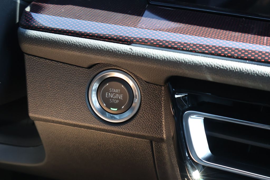 Thumbnail: 2026 Chevrolet Traverse - 31