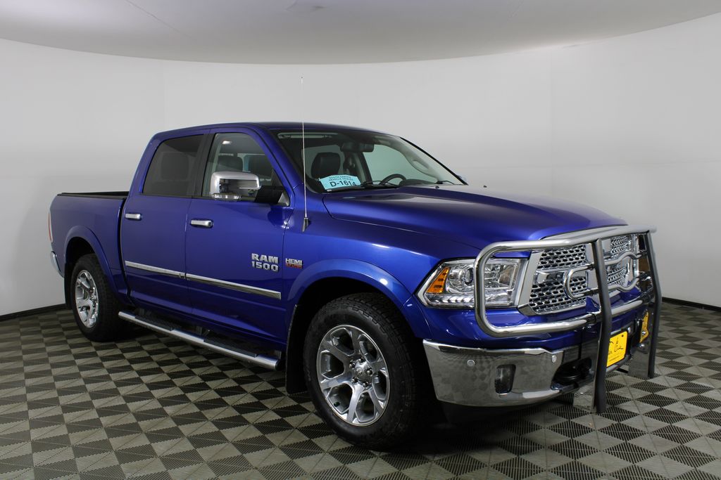 Blue Streak Pearlcoat 2016 RAM 1500 Pickup Truck Four-Wheel Drive 8-Speed Automatic