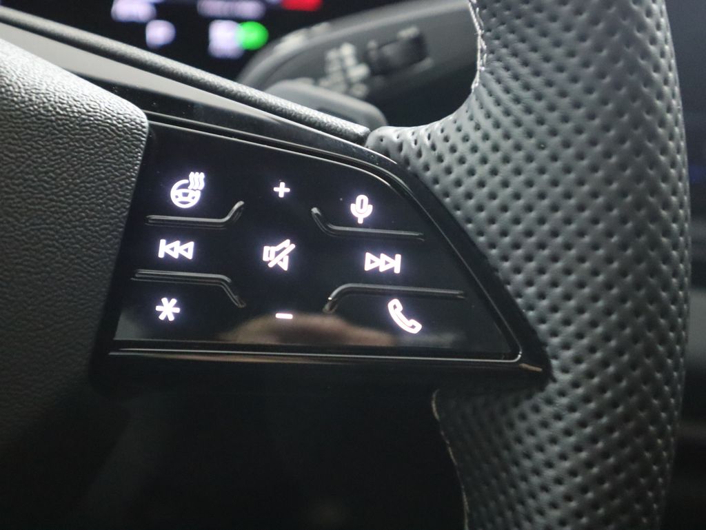 Thumbnail: 2025 Audi S5 - 13