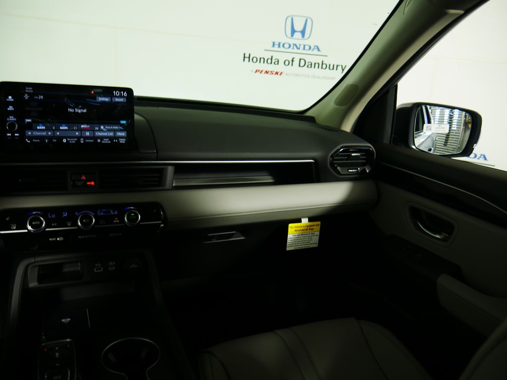 Thumbnail: 2026 Honda Pilot - 18