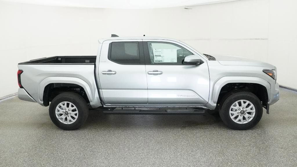 Thumbnail: 2025 Toyota Tacoma - 12