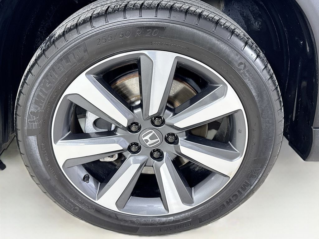 Used Car 2024 Honda Pilot  Touring For Sale Under $50,000 In Austin, Texas