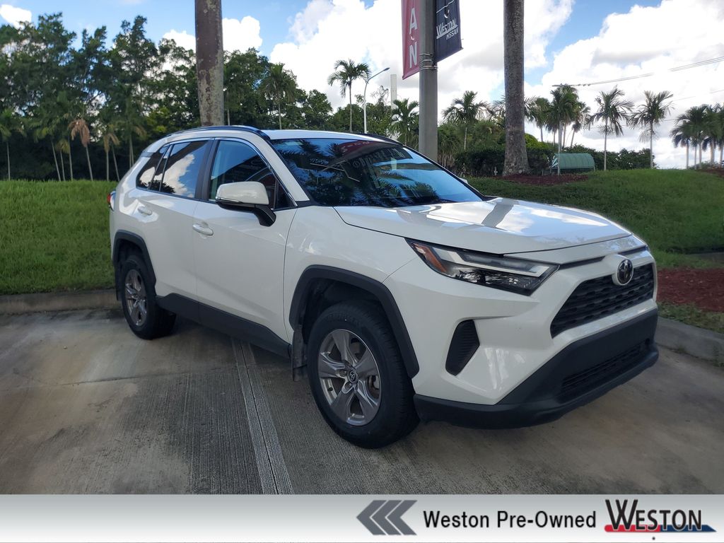 Ice Cap 2025 Toyota RAV4 SUV / Crossover Front-Wheel Drive 8-Speed Automatic