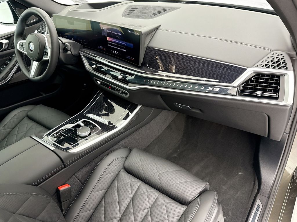Thumbnail: 2026 BMW X5 - 17
