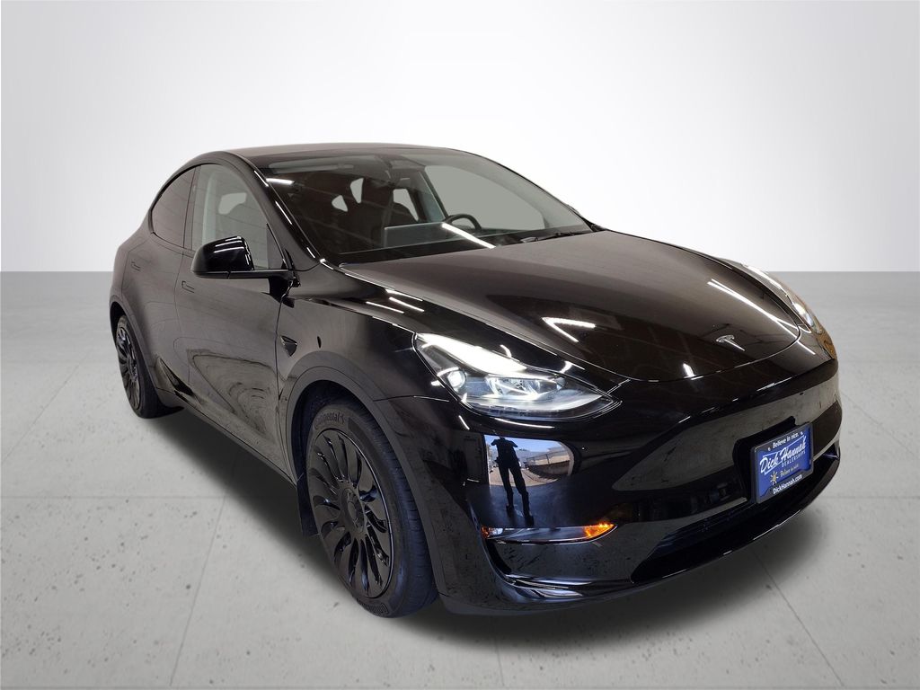 2024 Tesla Model Y Long Range