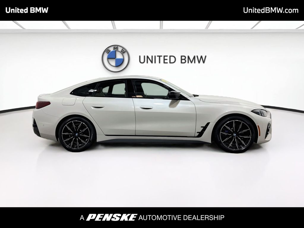 Thumbnail: 2026 BMW 4 Series - 4