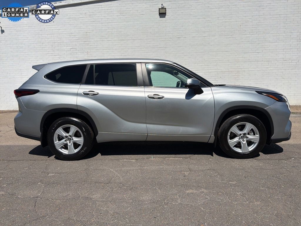 Celestial Silver Metallic 2024 Toyota Highlander LE AWD SUV / Crossover All-Wheel Drive 8-Speed Automatic