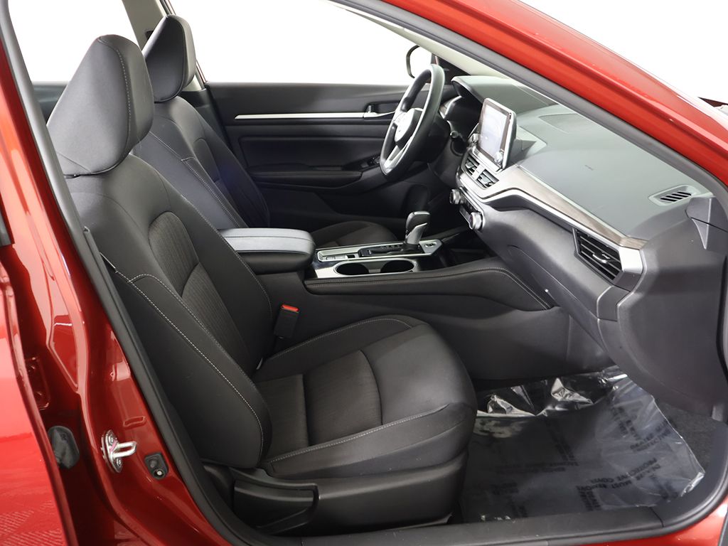 Used 2023 Red Nissan 2.5 SV image 26