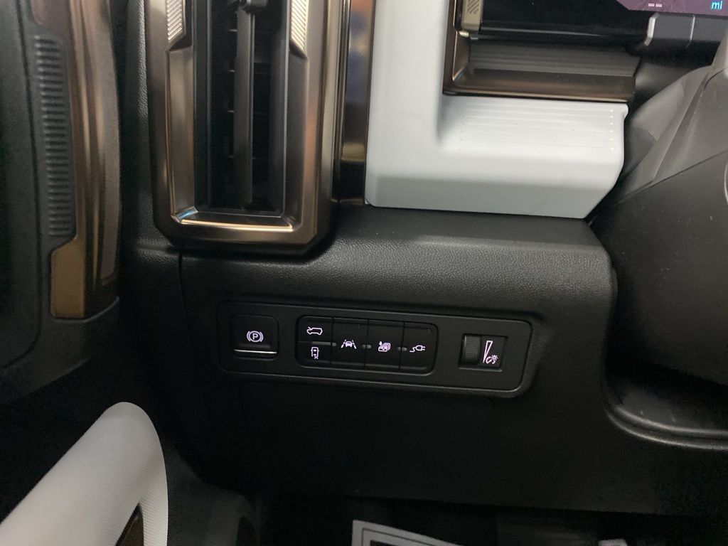 2025 GMC HUMMER EV SUV 3X photo