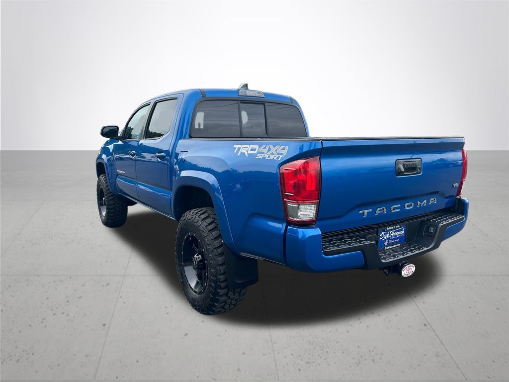 2016 Toyota Tacoma TRD Sport