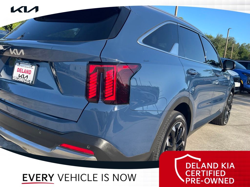 Used 2025 Kia Sorento SUV
