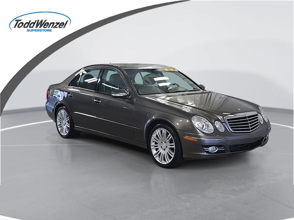 Gray 2008 Mercedes-Benz E-Class Sedan All-Wheel Drive 5-Speed Automatic