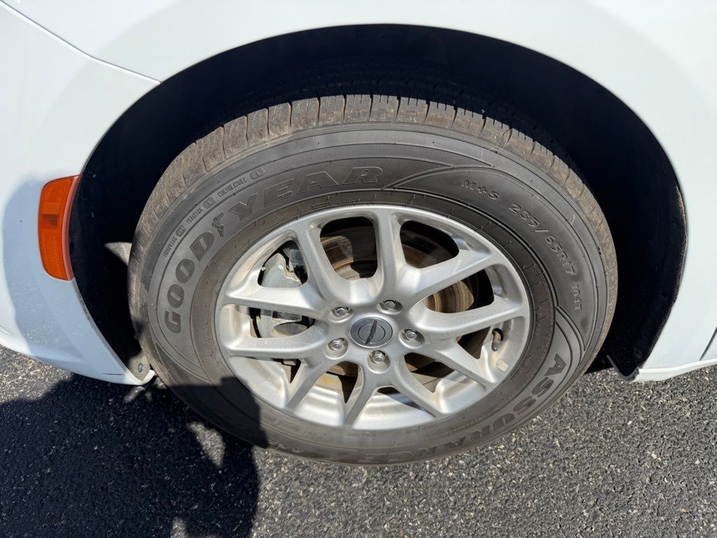 2024 Chrysler Pacifica Touring L White at Auto Express Mitsubishi