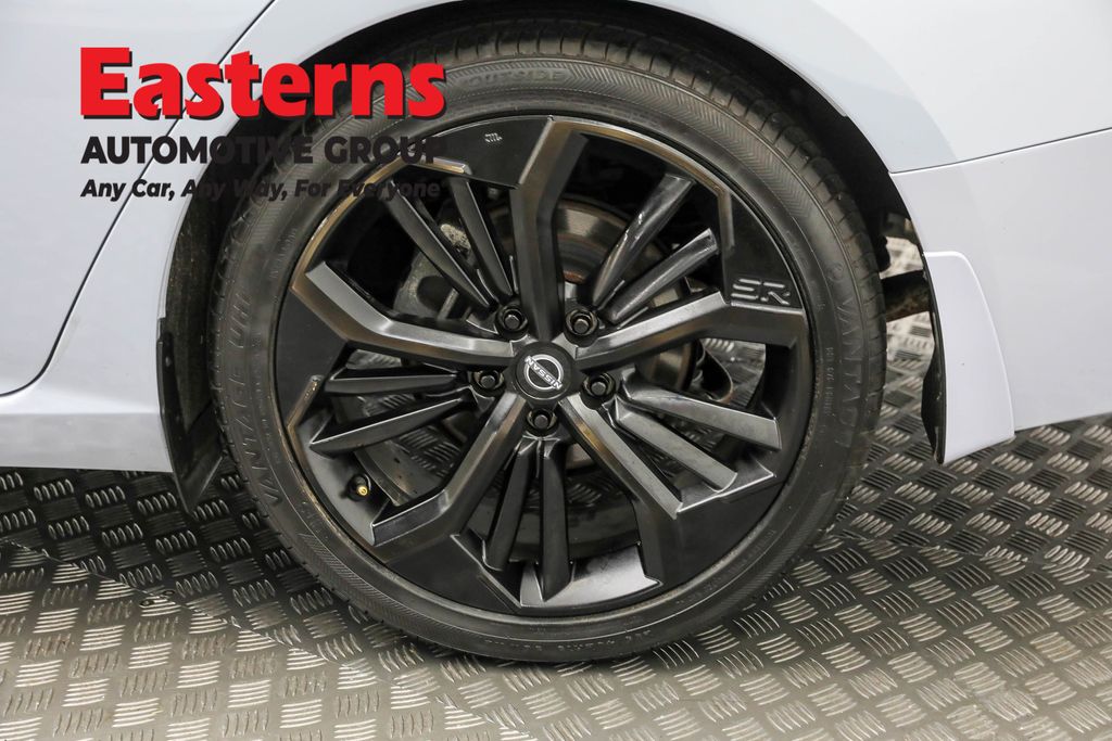 Used 2023 Gray Nissan 2.5 SR image 32