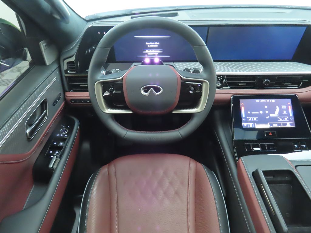 Thumbnail: 2025 INFINITI QX80 - 10