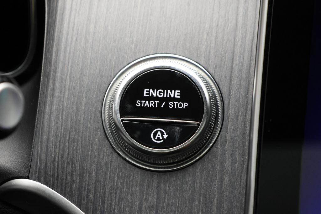 Thumbnail: 2026 Mercedes-Benz GLC - 24