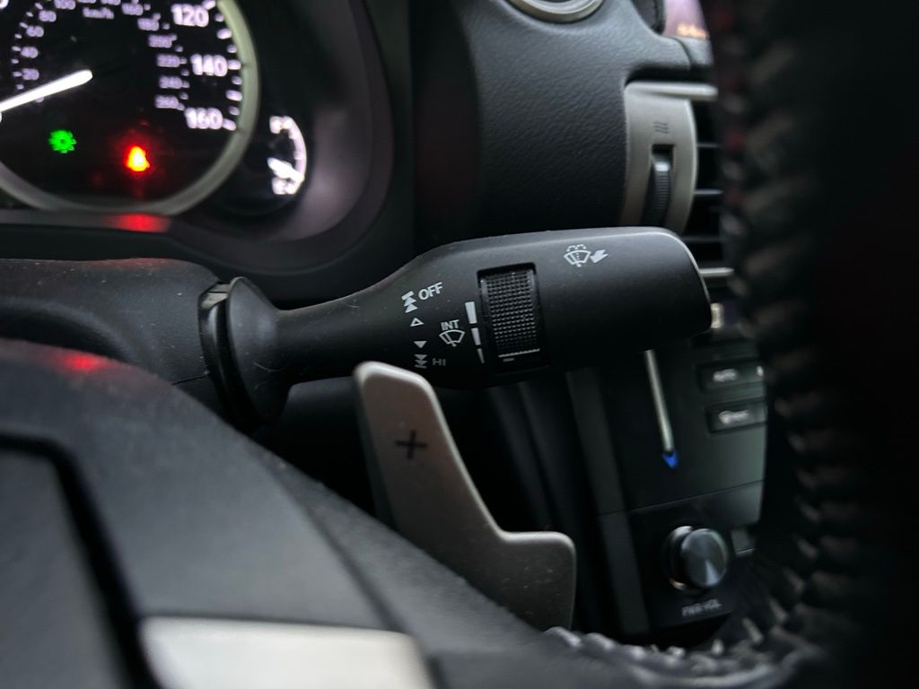 Thumbnail: 2014 Lexus IS - 20