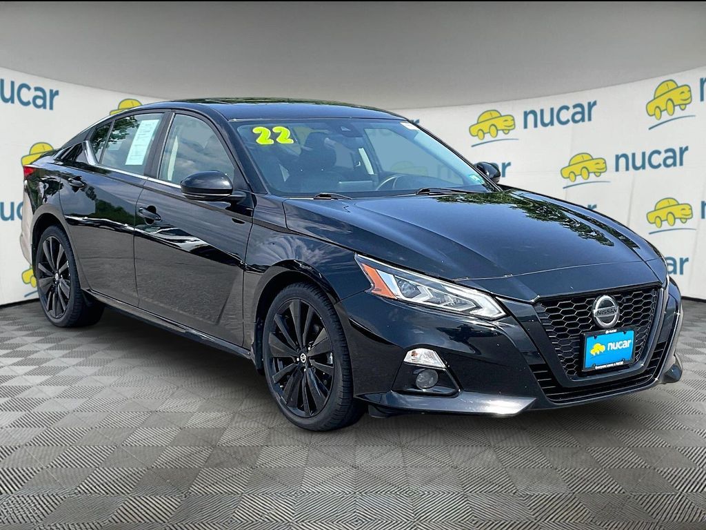  2022 Nissan Altima 2.5 SR AWD   