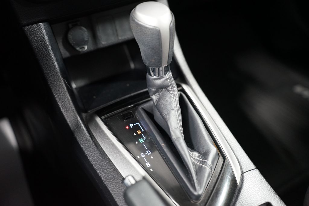 2015 Toyota Corolla LE 20