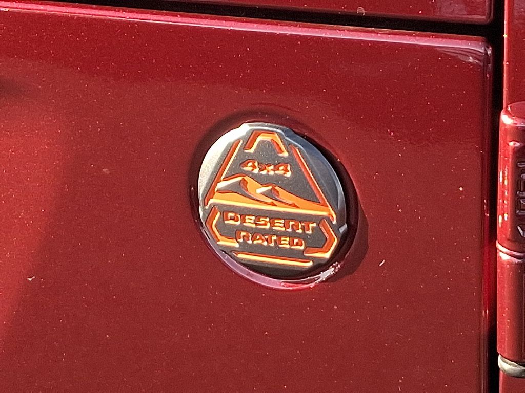 Thumbnail: 2021 Jeep Gladiator - 32